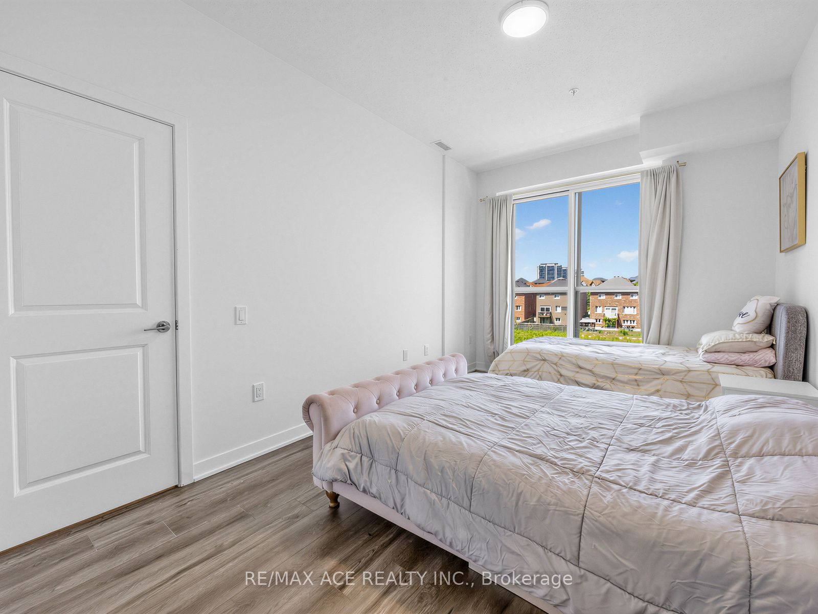 385 Arctic Red Drive N 418 Property Photo 25