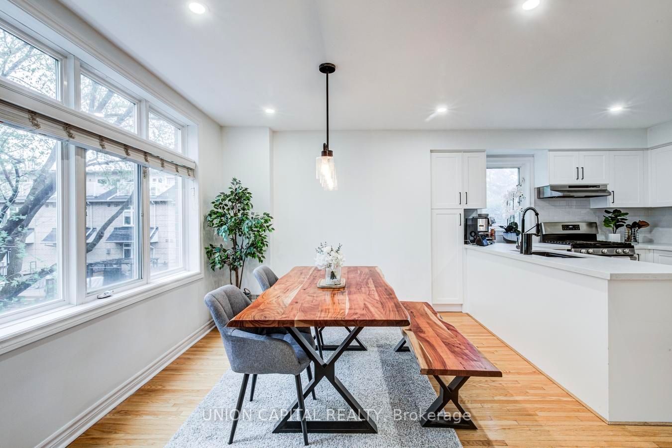 1 Bastedo Avenue 8 Property Photo 19