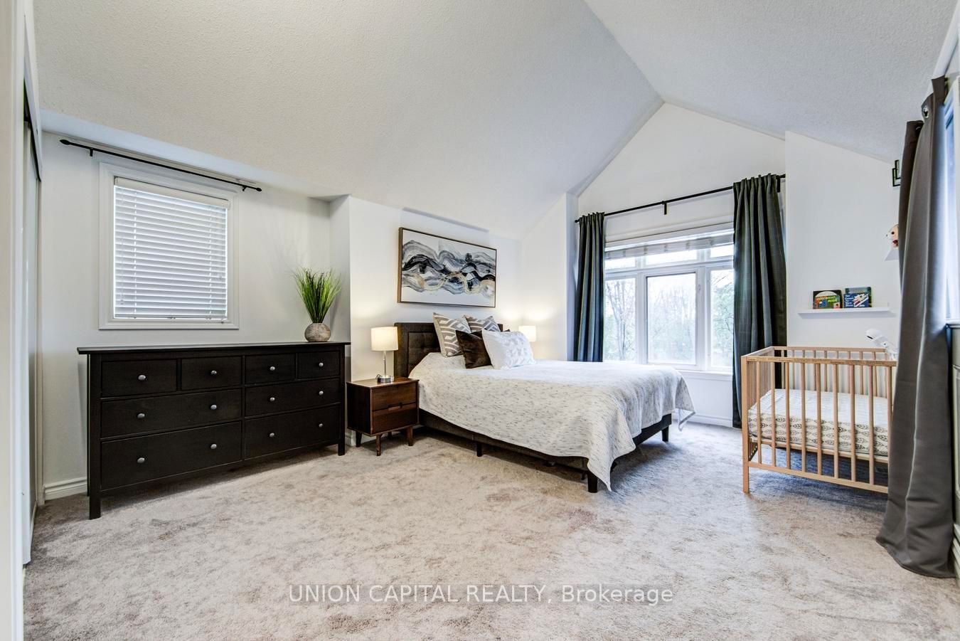 1 Bastedo Avenue 8 Property Photo 25