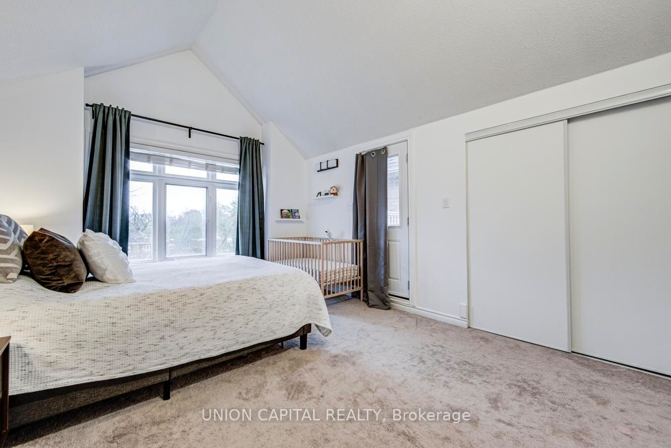 1 Bastedo Avenue 8 Property Photo 26