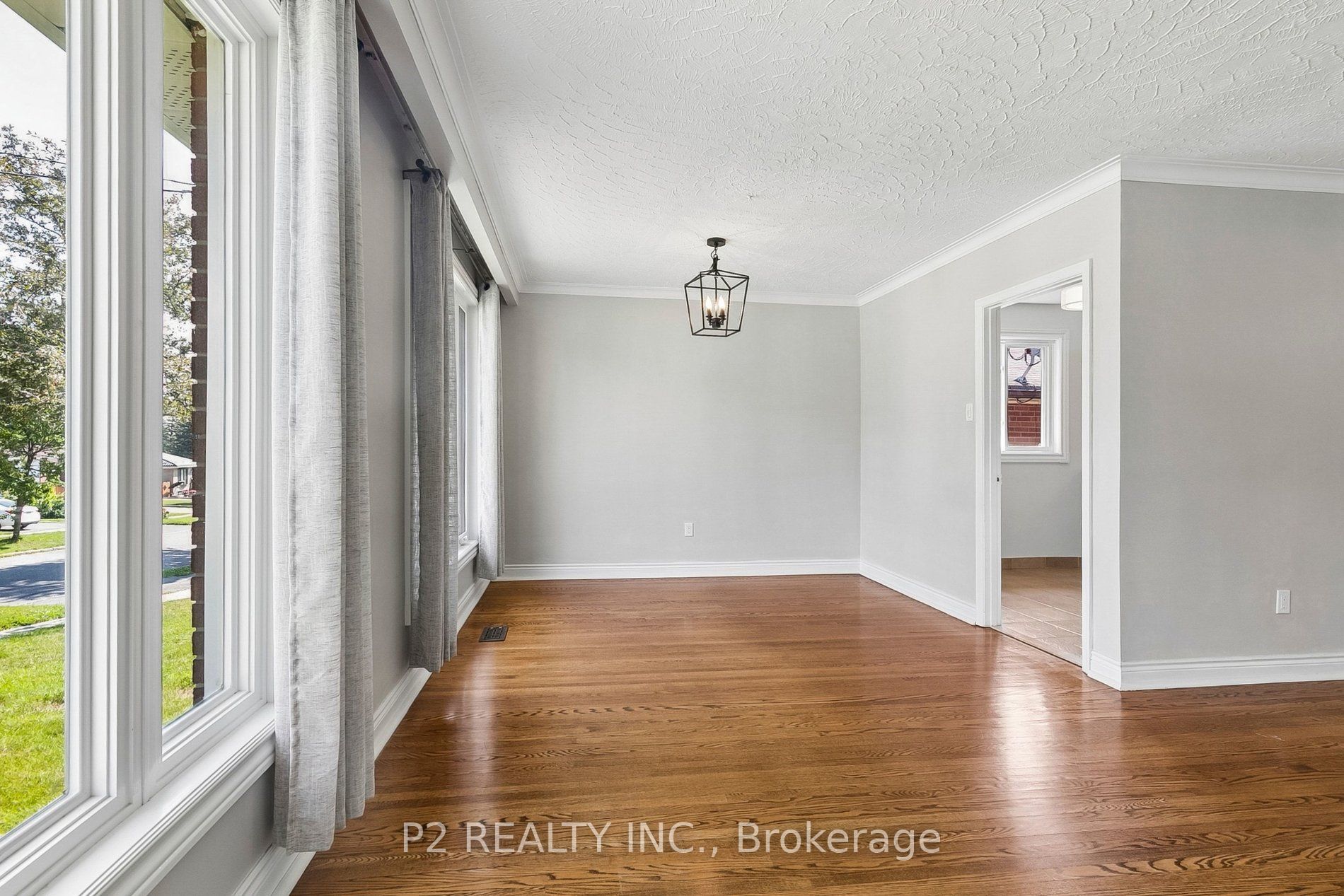 121 Confederation Drive Property Photo 11
