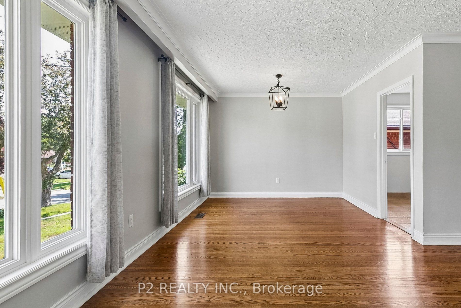 121 Confederation Drive Property Photo 12