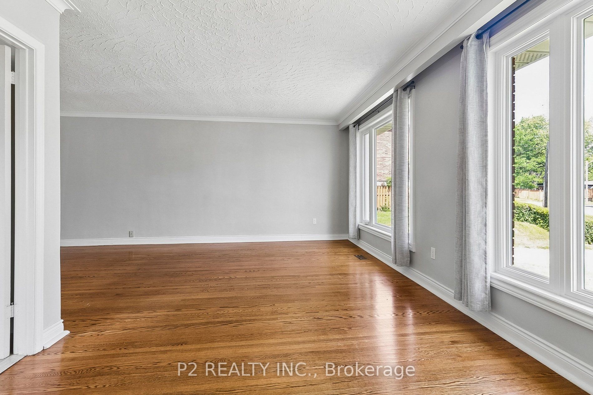 121 Confederation Drive Property Photo 15