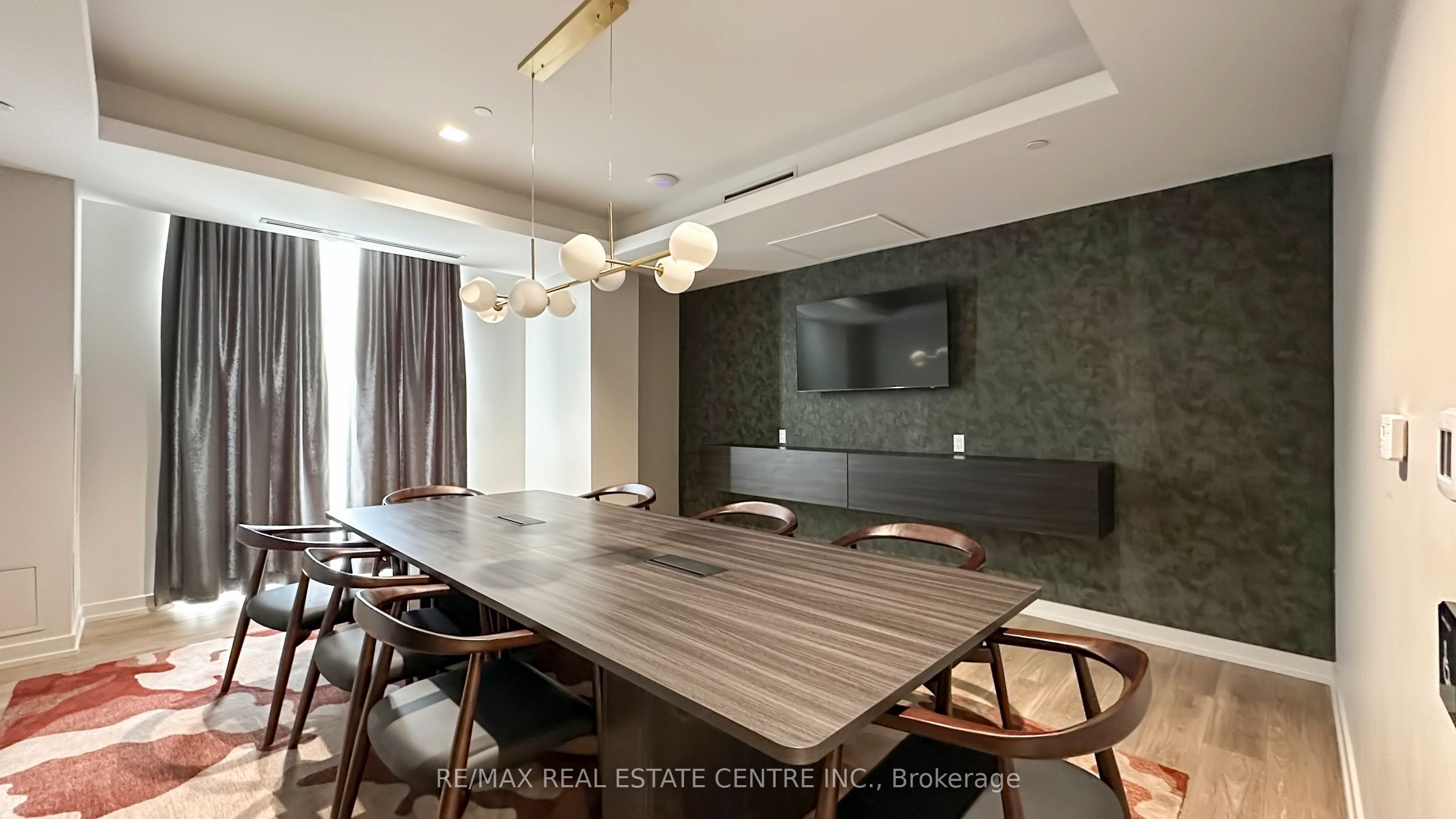 1010 Dundas Street E Ph12 Property Photo 12