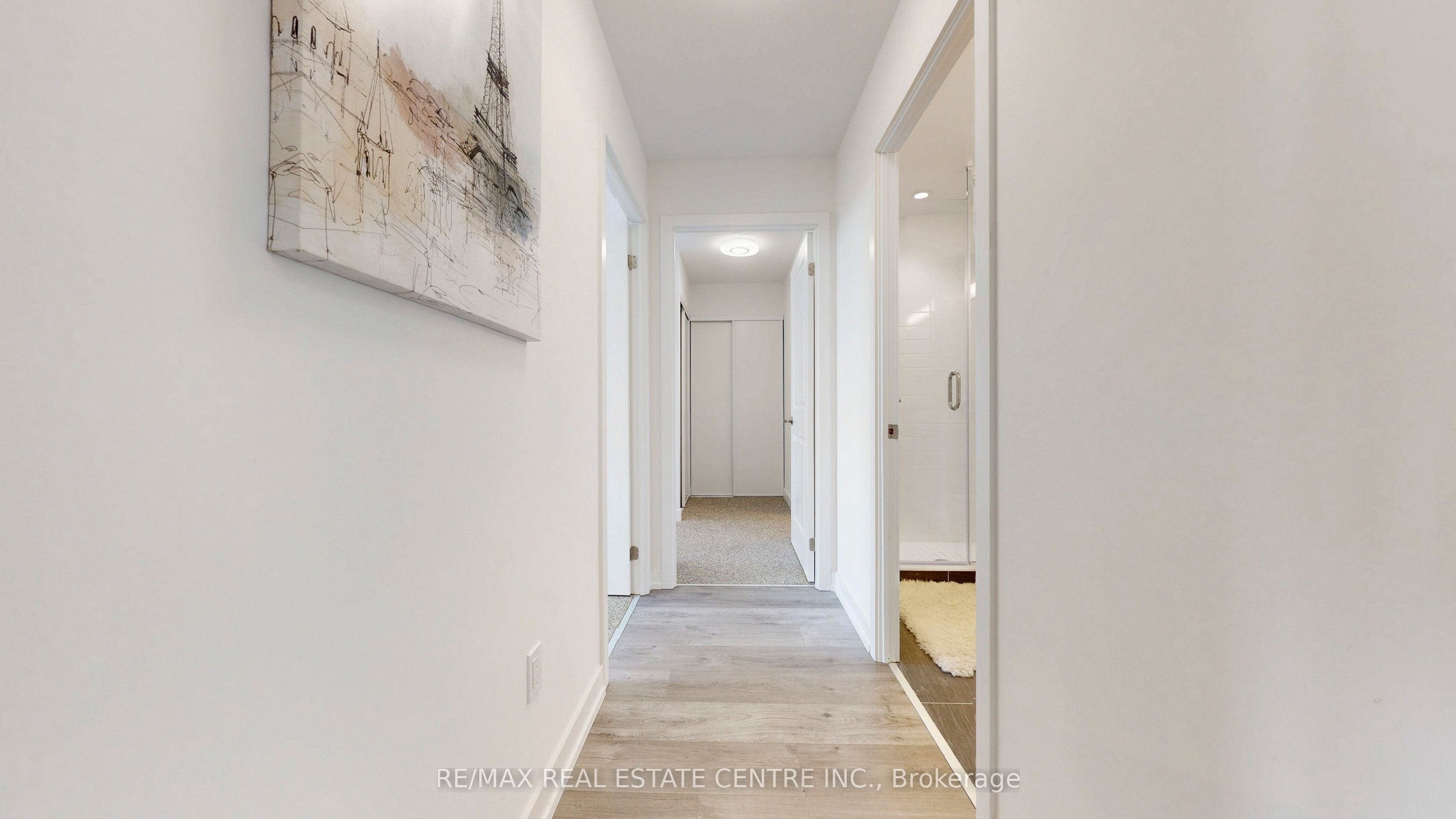1010 Dundas Street E Ph12 Property Photo 23