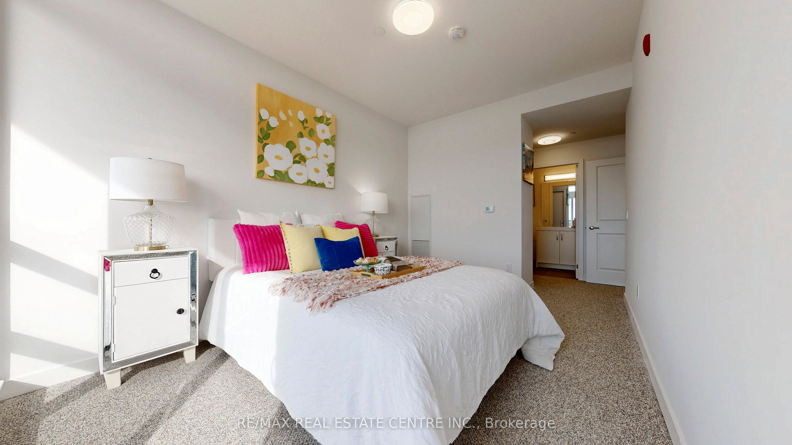 1010 Dundas Street E Ph12 Property Photo 26
