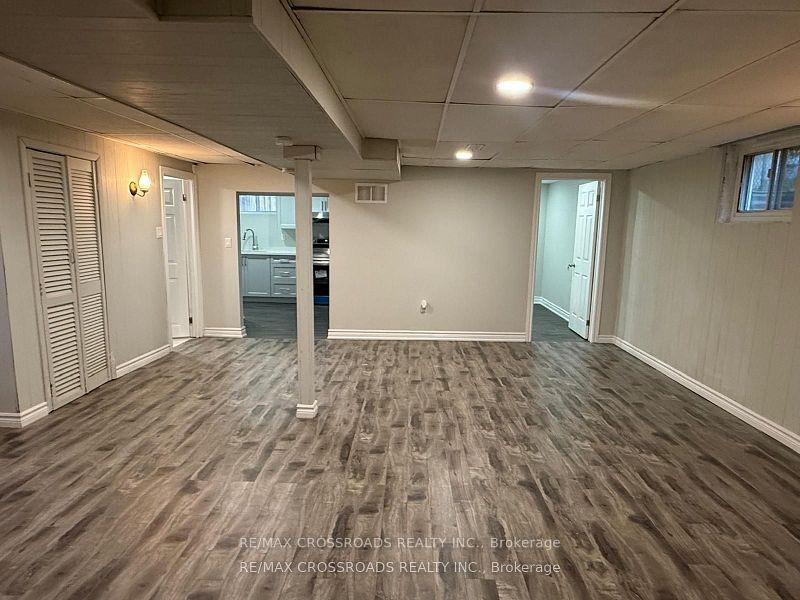 113 Confederation Drive Property Photo 6