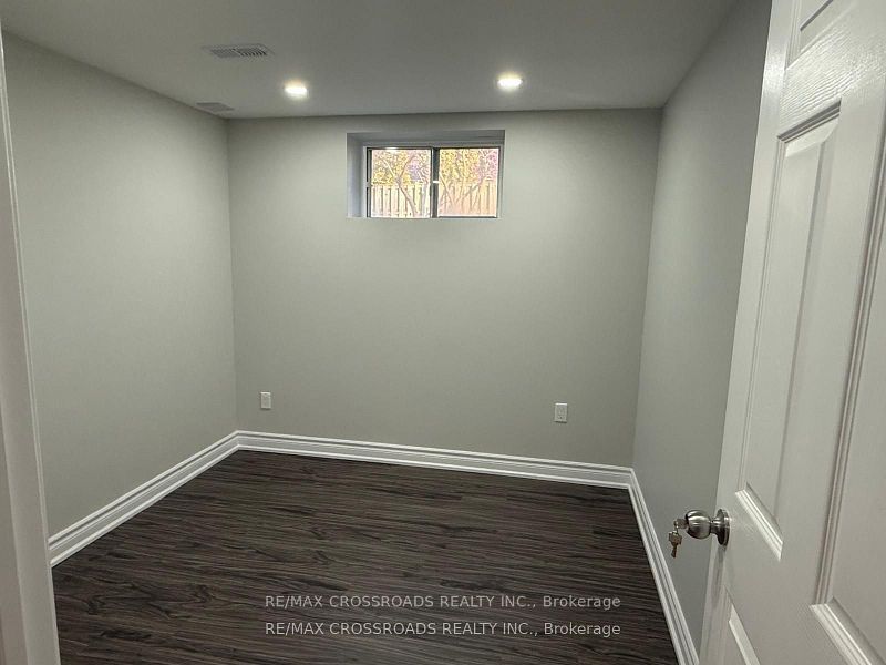 113 Confederation Drive Property Photo 8