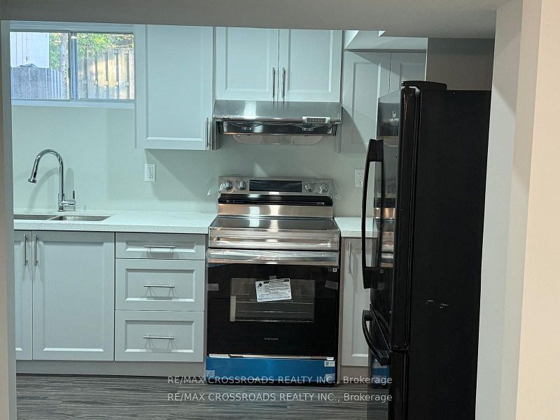 113 Confederation Drive Property Photo 14