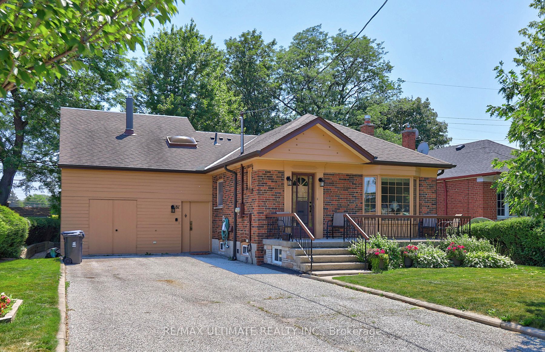 81 Flora Drive Property Photo 1