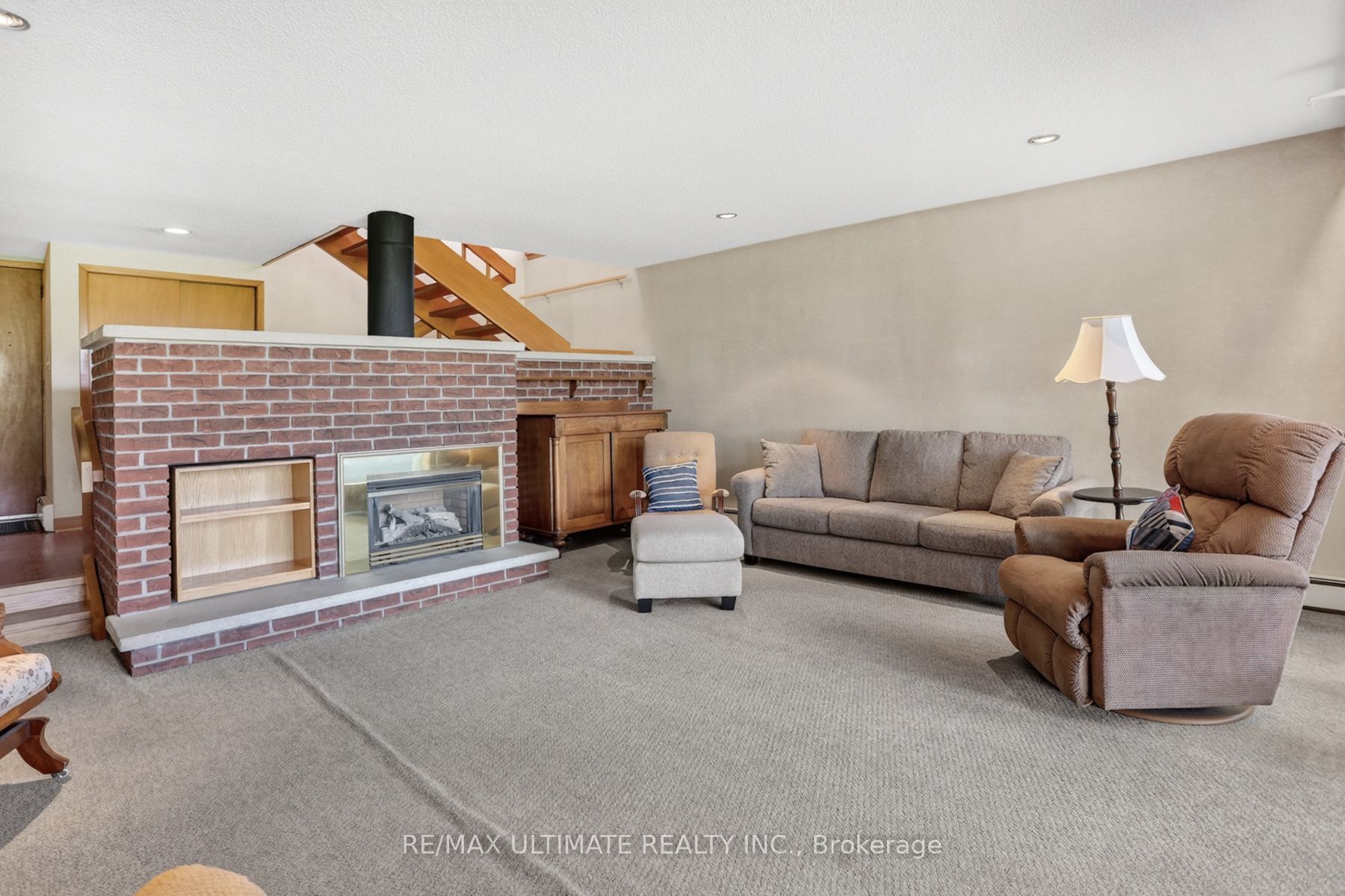 81 Flora Drive Property Photo 24