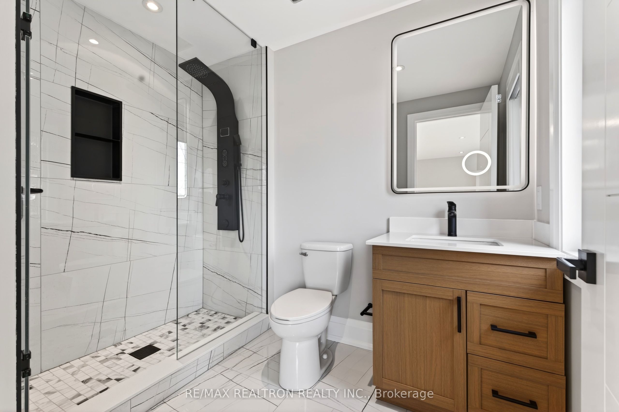 792 Midland Avenue Property Photo 35