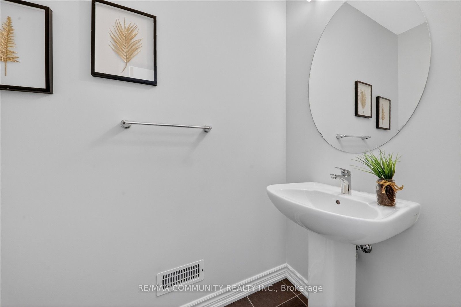 45 Douet Lane Property Photo 10