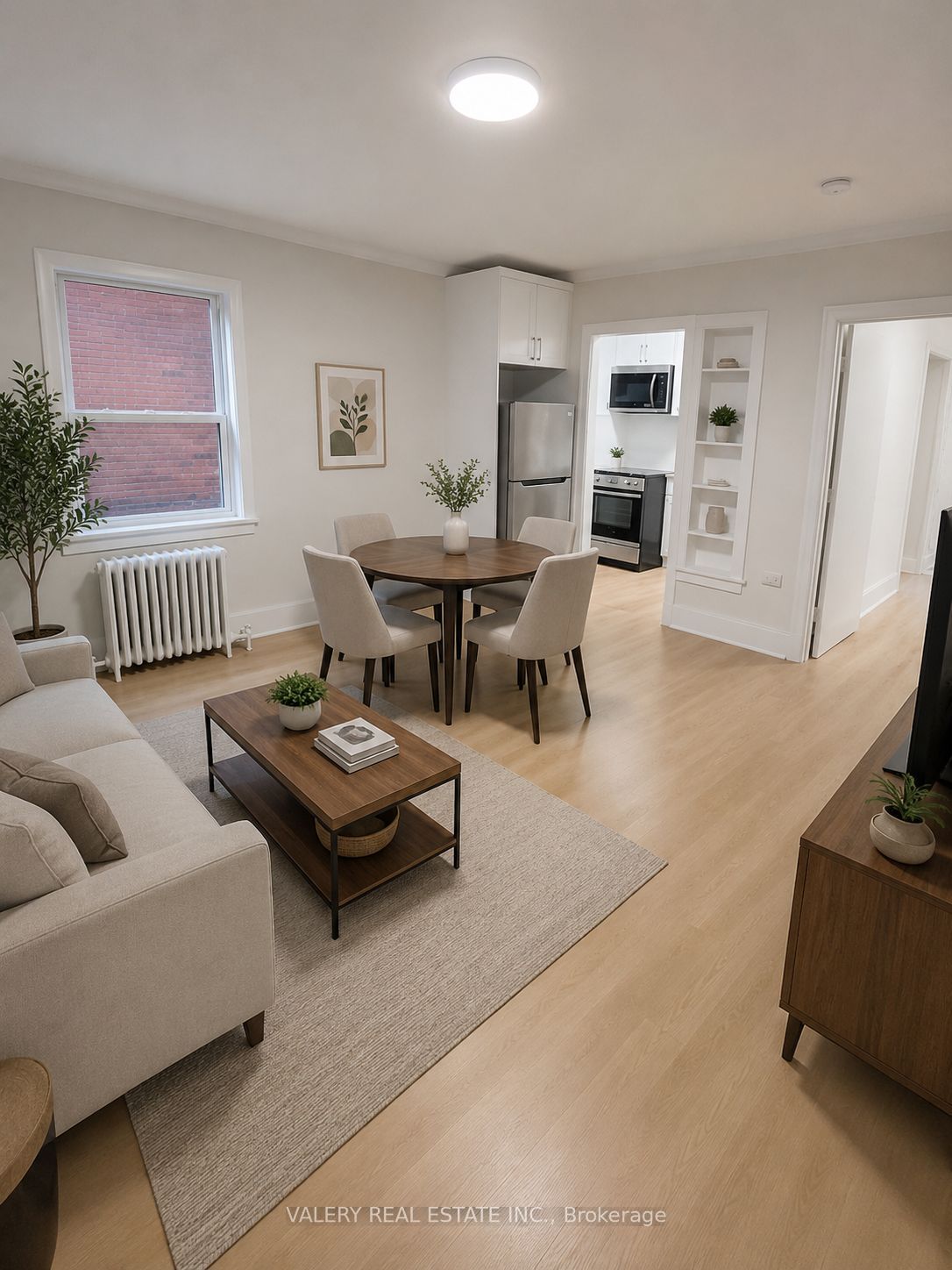 2402 Queen Street E 7 Property Photo 3