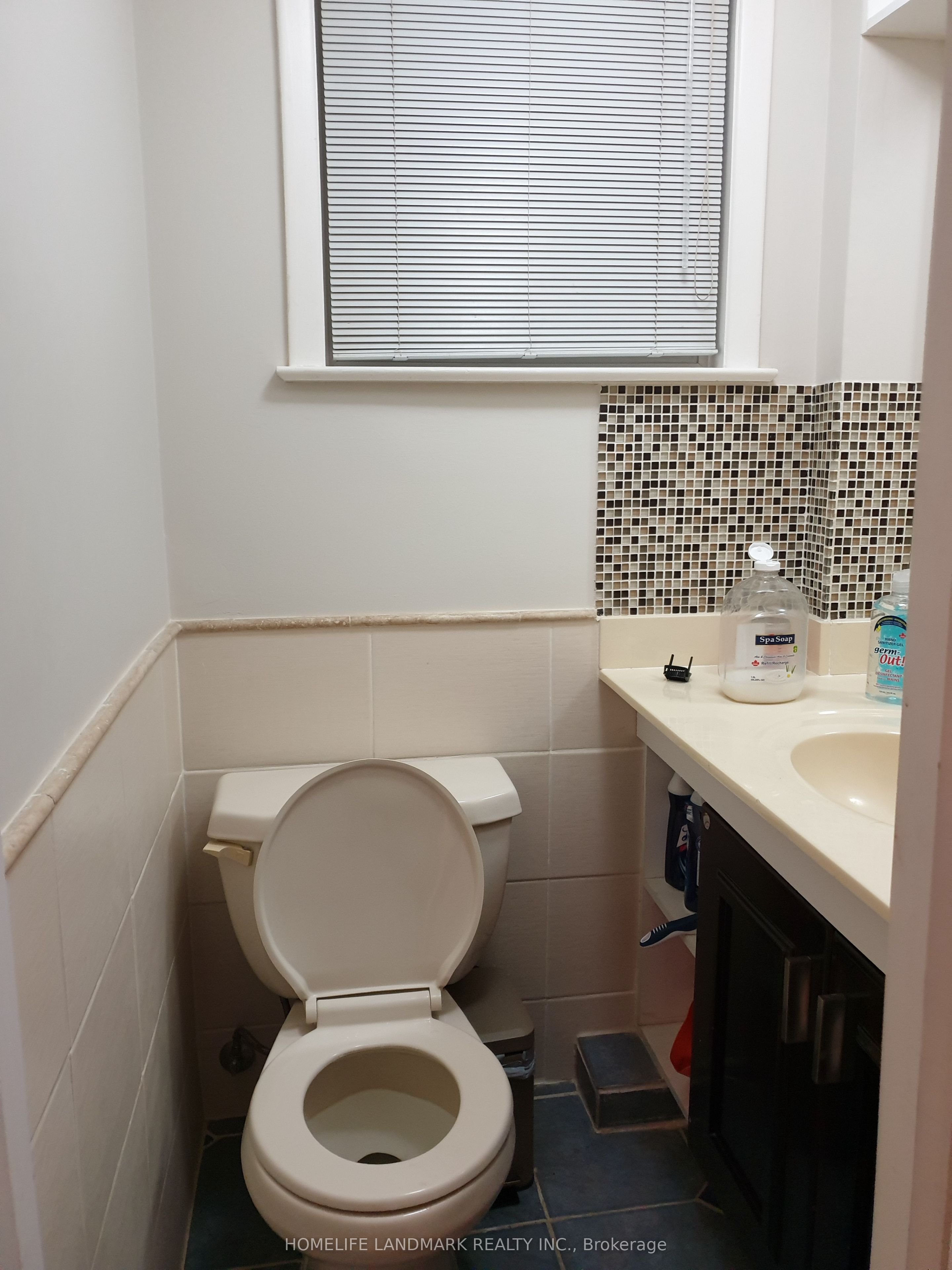 44 Guildcrest Drive Lower Property Photo 6