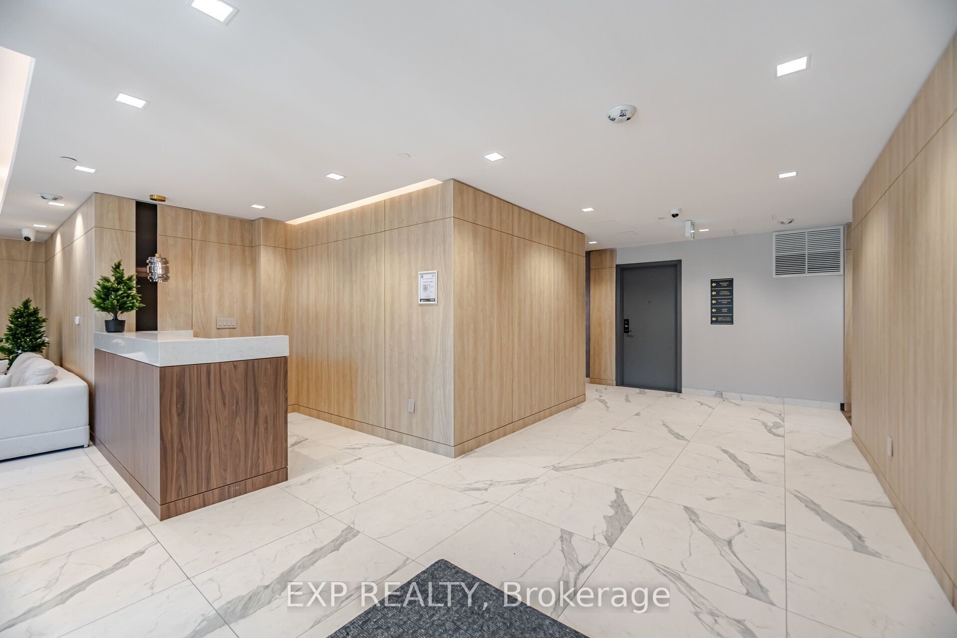 1010 Dundas Street E 203 Property Photo 27
