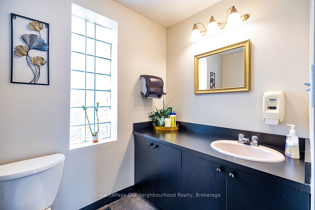 71 Albert Street Property Photo 16