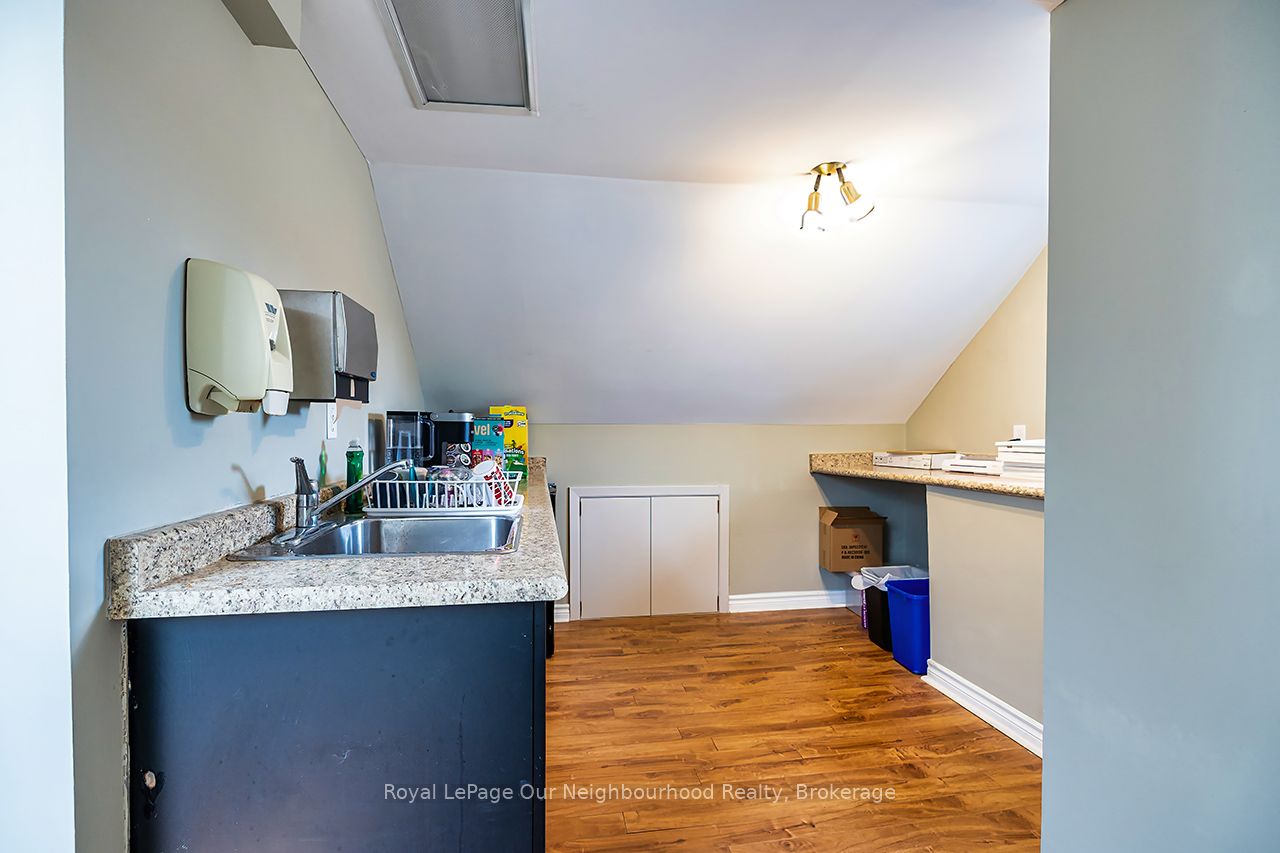 71 Albert Street Property Photo 46