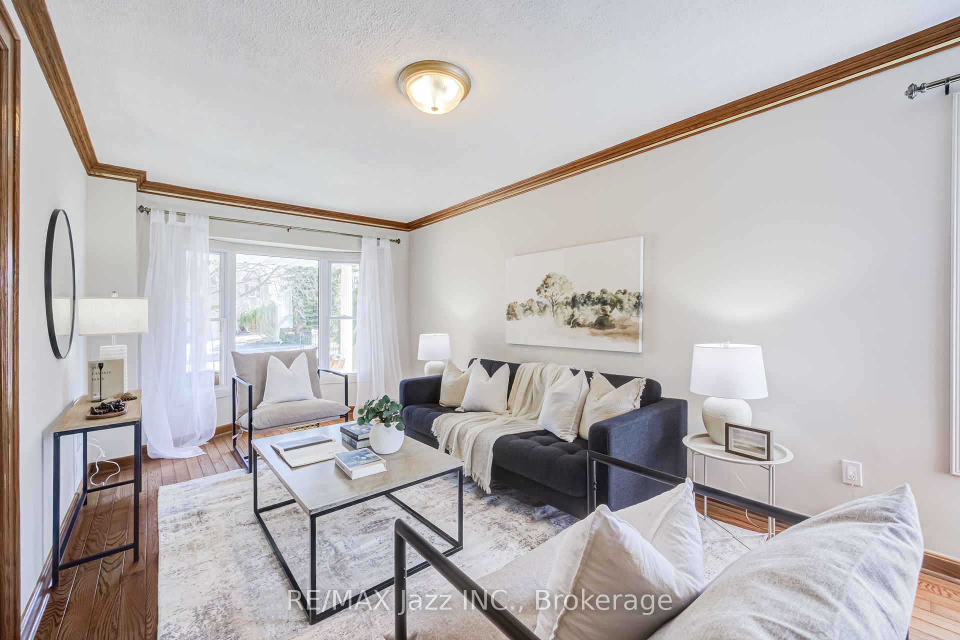 2 Coomer Crescent Property Photo 4