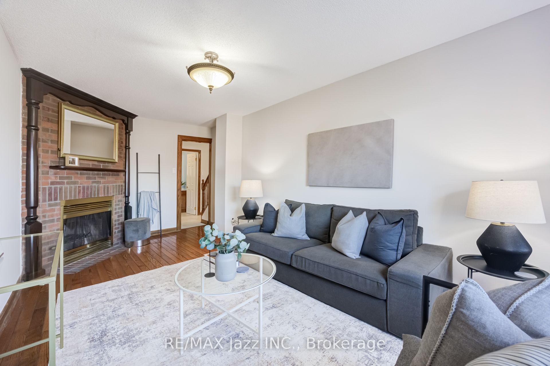 2 Coomer Crescent Property Photo 14