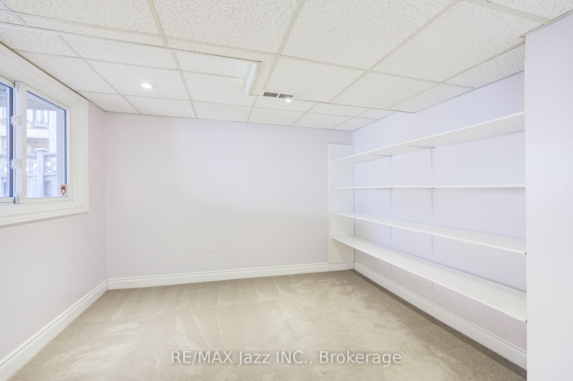 2 Coomer Crescent Property Photo 38