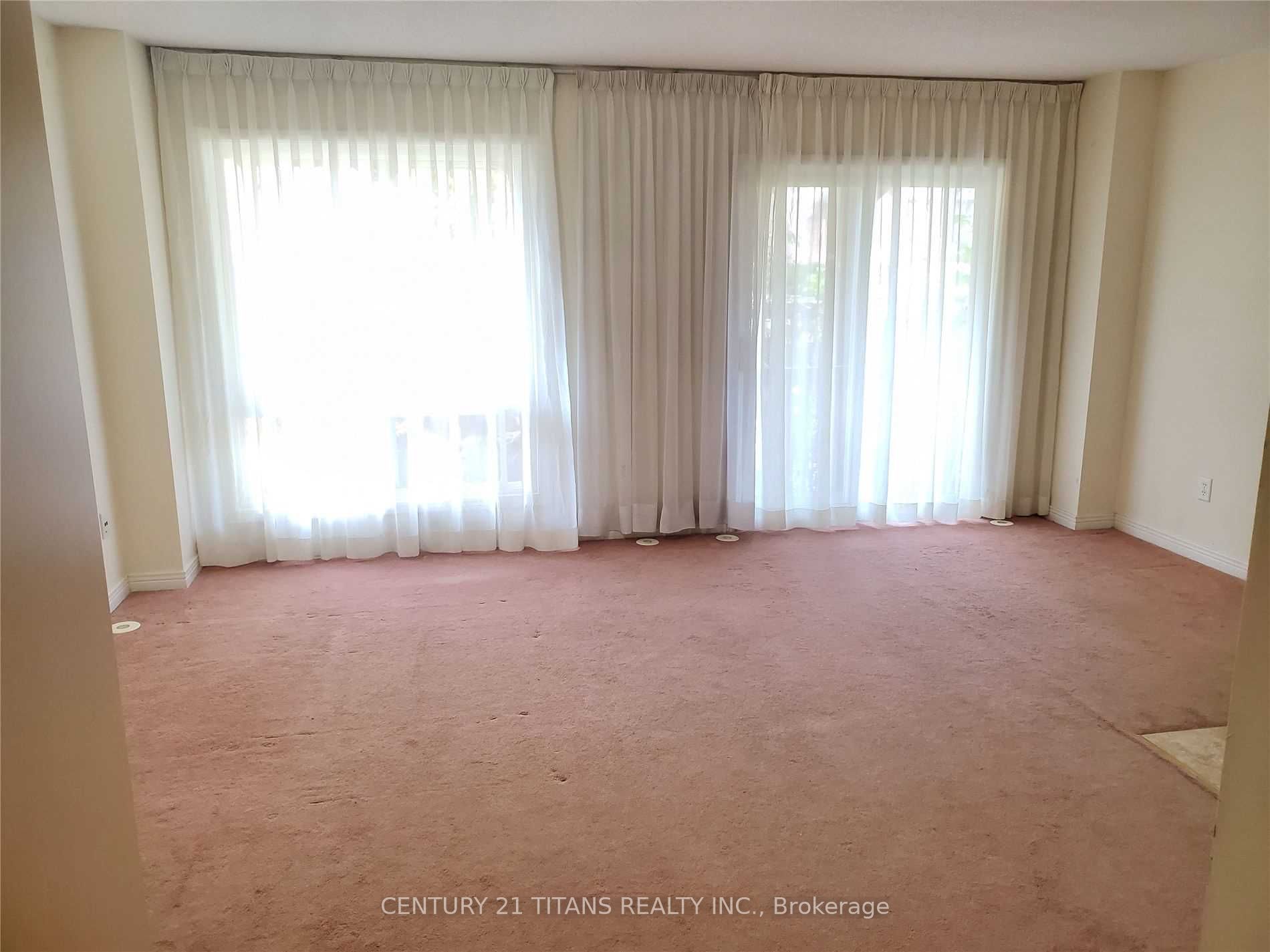 105 Wilkes Crescent Property Photo 7