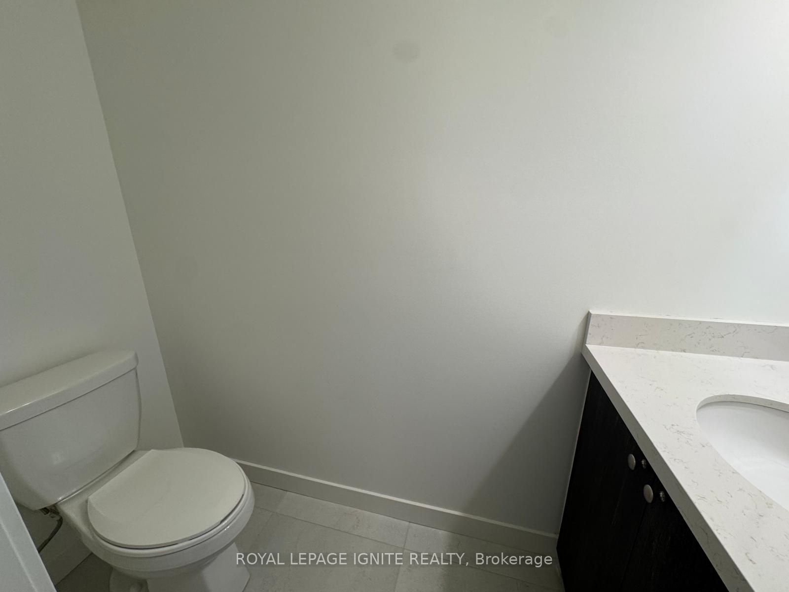 51 Clarington Boulevard 607 Property Photo 19
