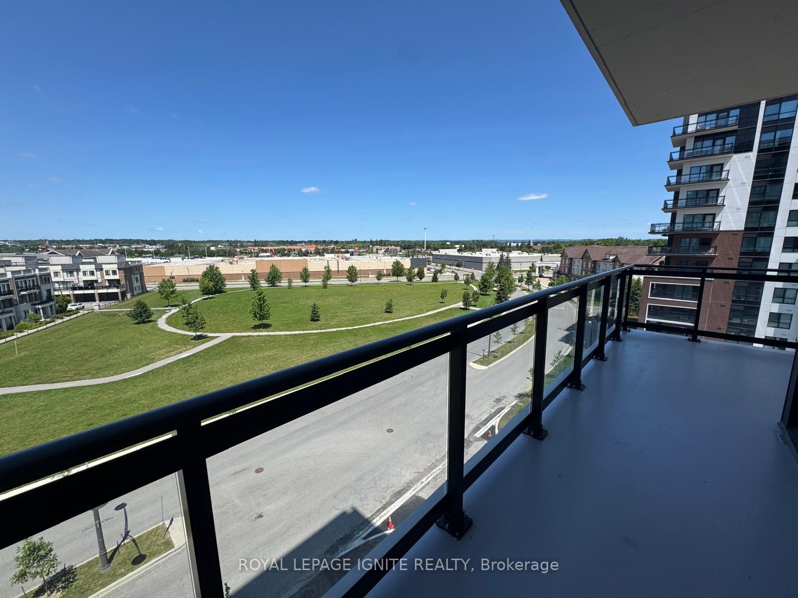 51 Clarington Boulevard 607 Property Photo 24
