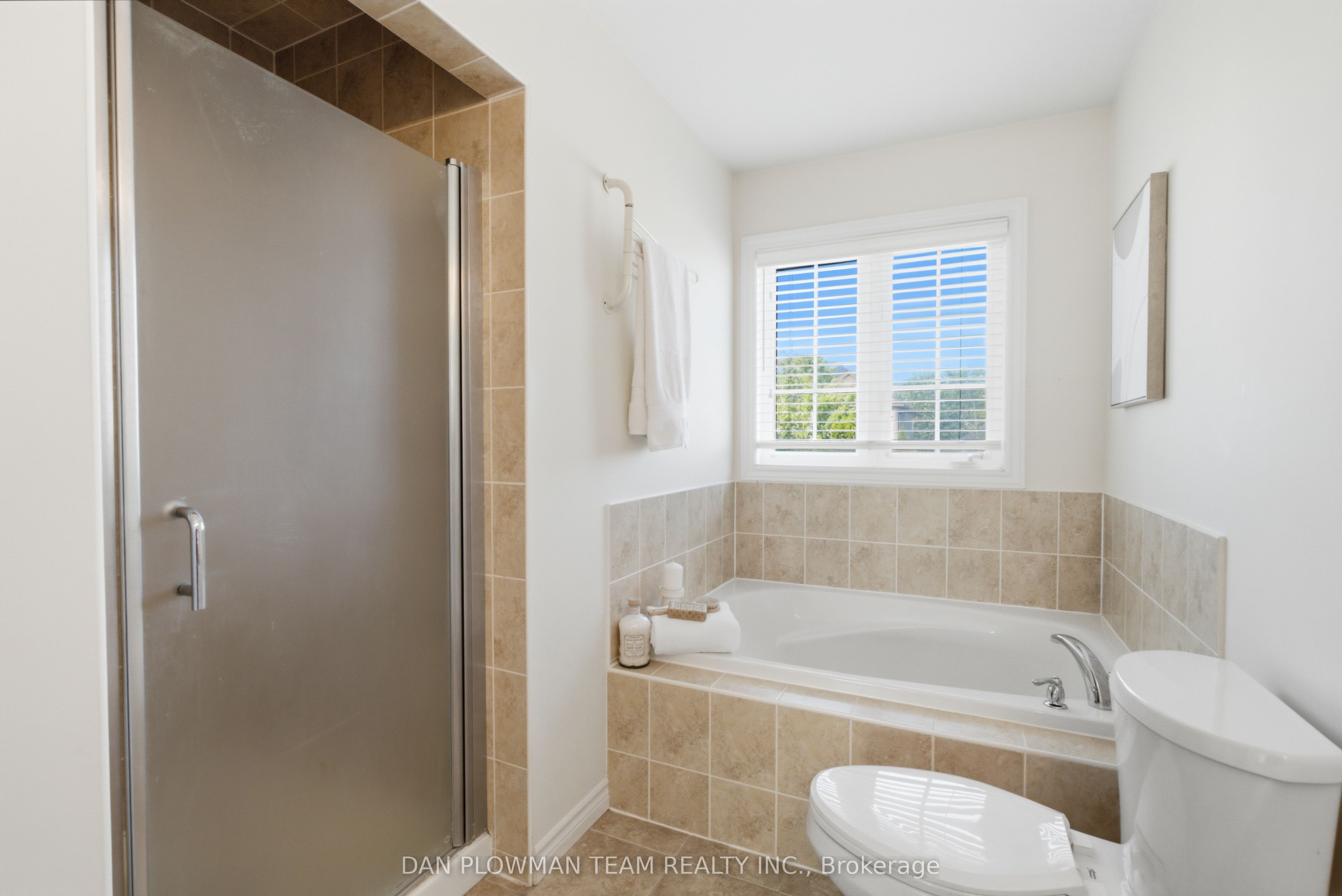 679 Oxbow Crescent Property Photo 21
