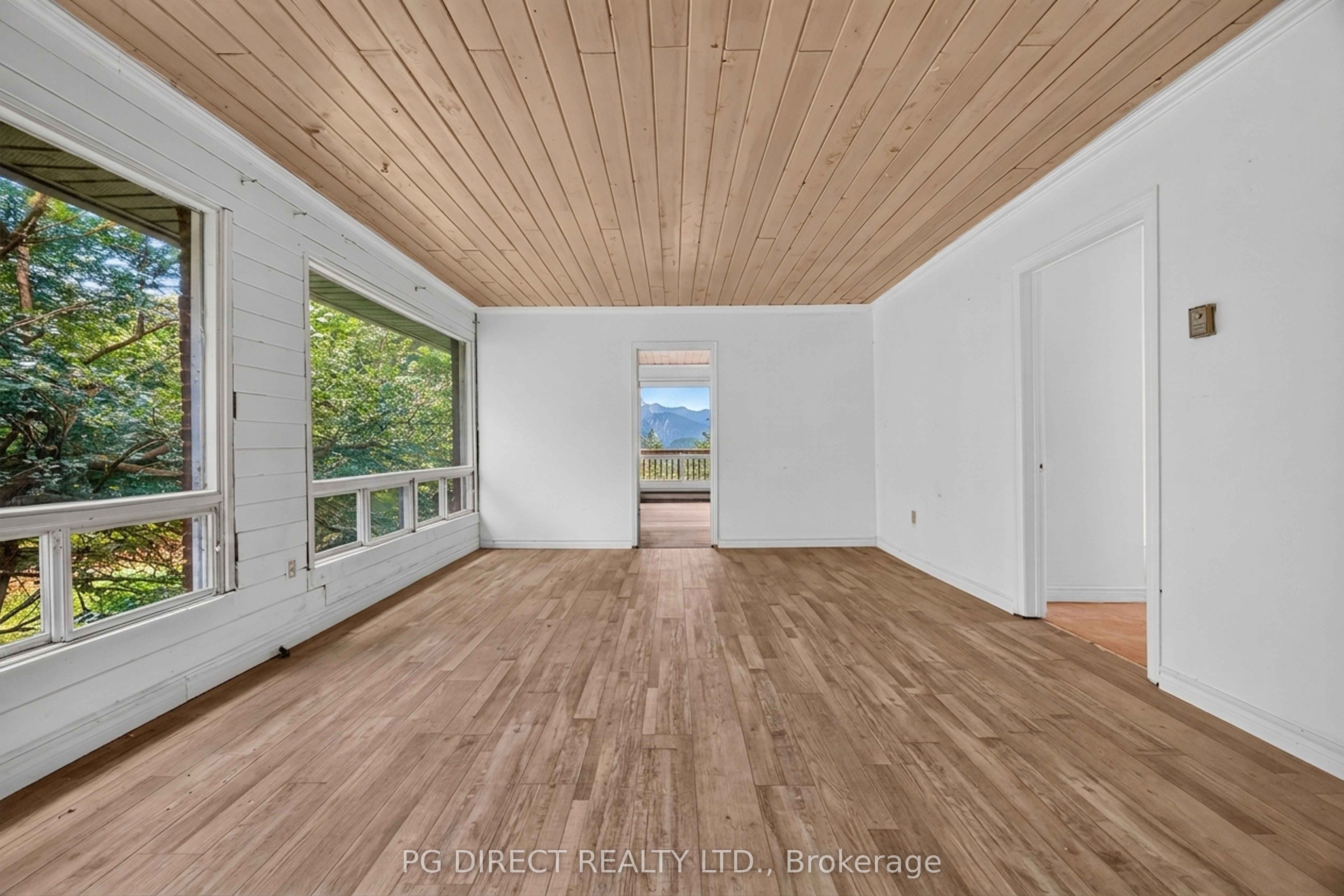 120 Aldred Drive Property Photo 8