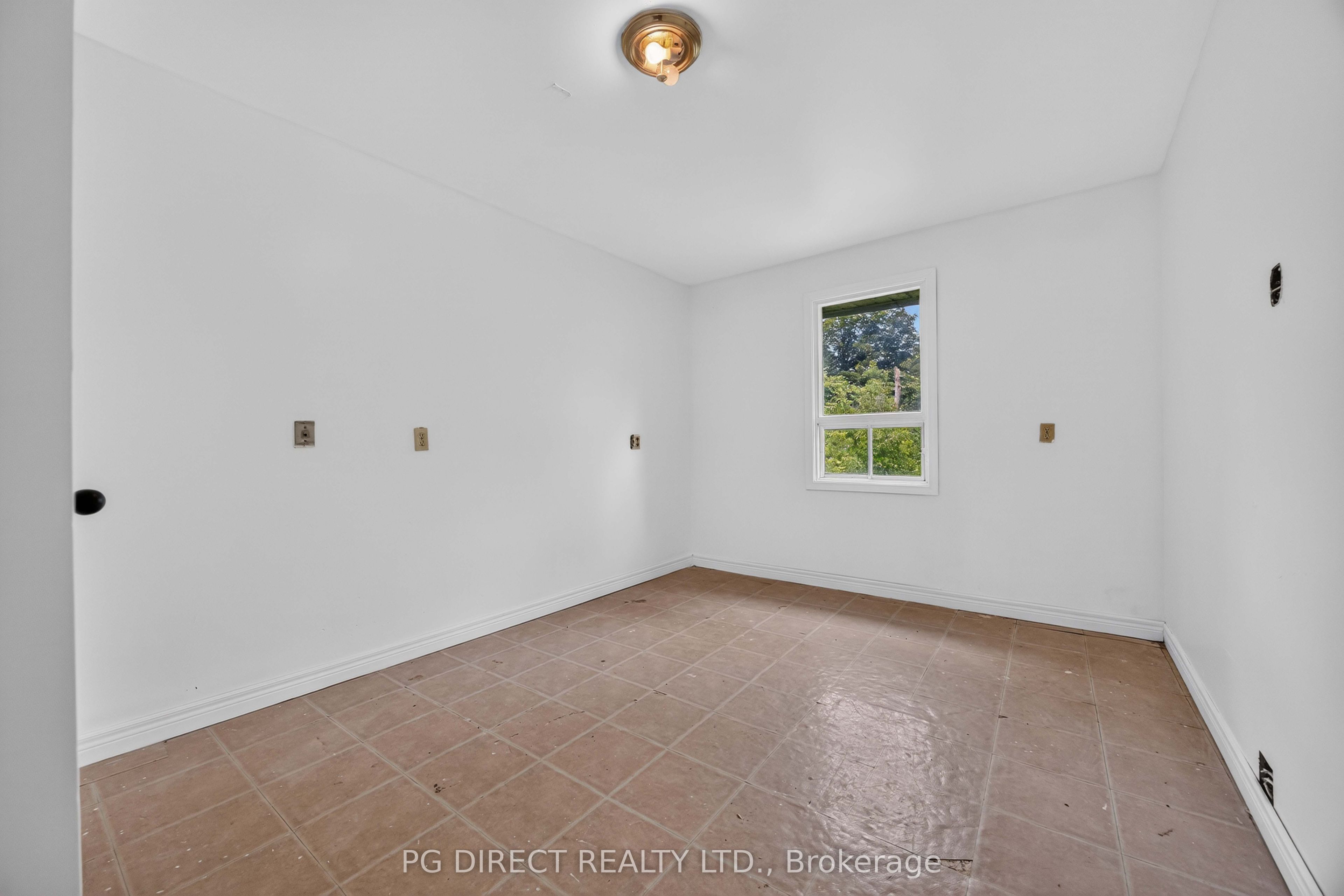 120 Aldred Drive Property Photo 10