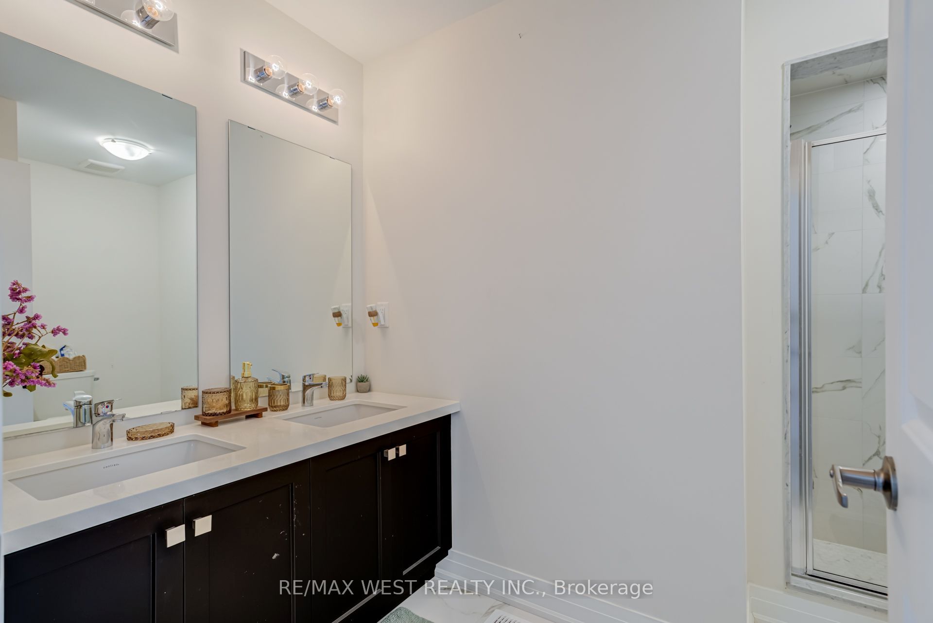 2688 Sapphire Drive Property Photo 33