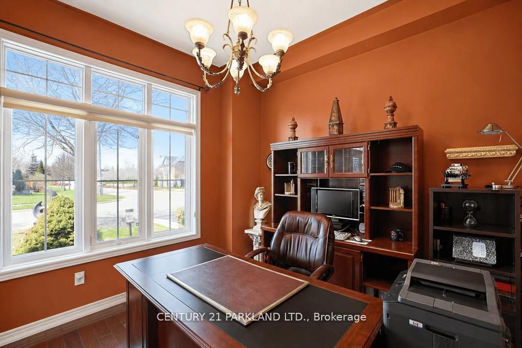2020 Solar Place Property Photo 9