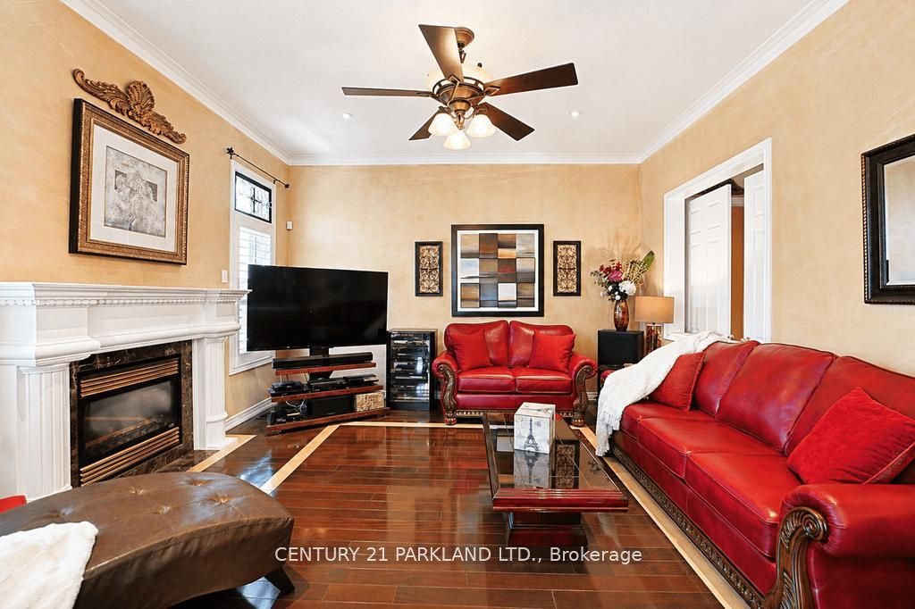 2020 Solar Place Property Photo 19