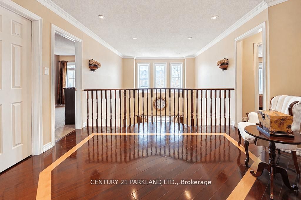 2020 Solar Place Property Photo 27