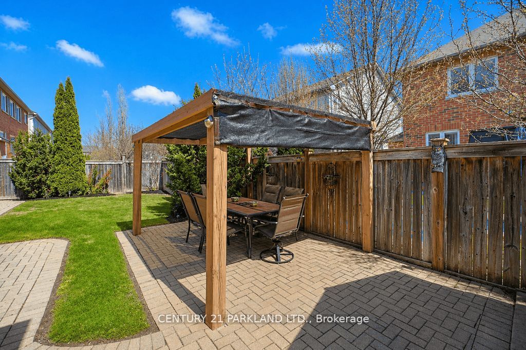 2020 Solar Place Property Photo 40