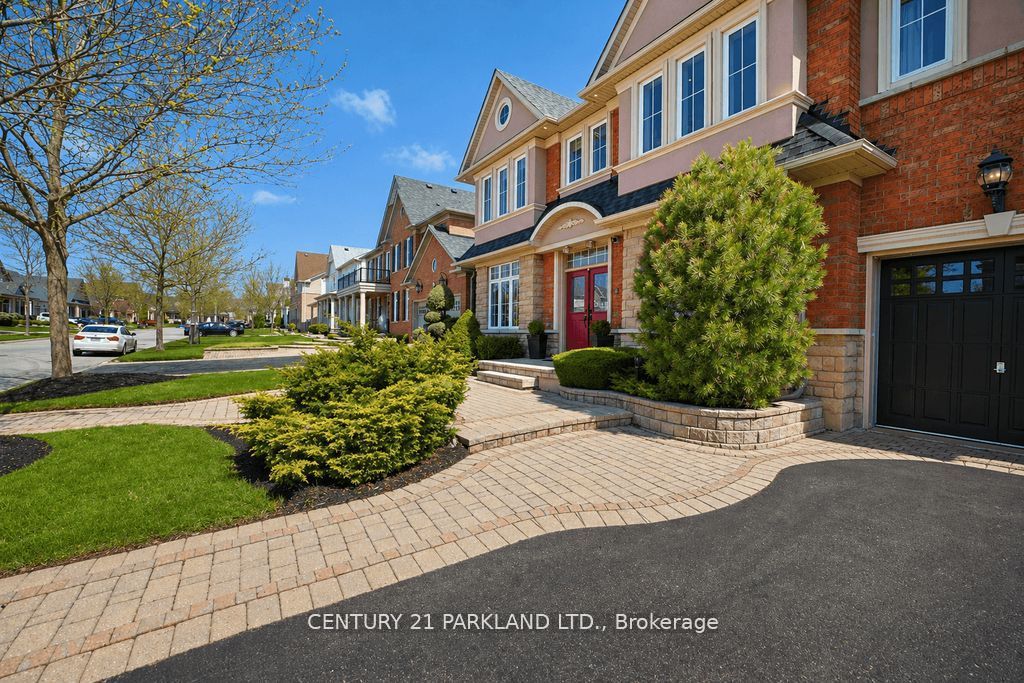 2020 Solar Place Property Photo 43