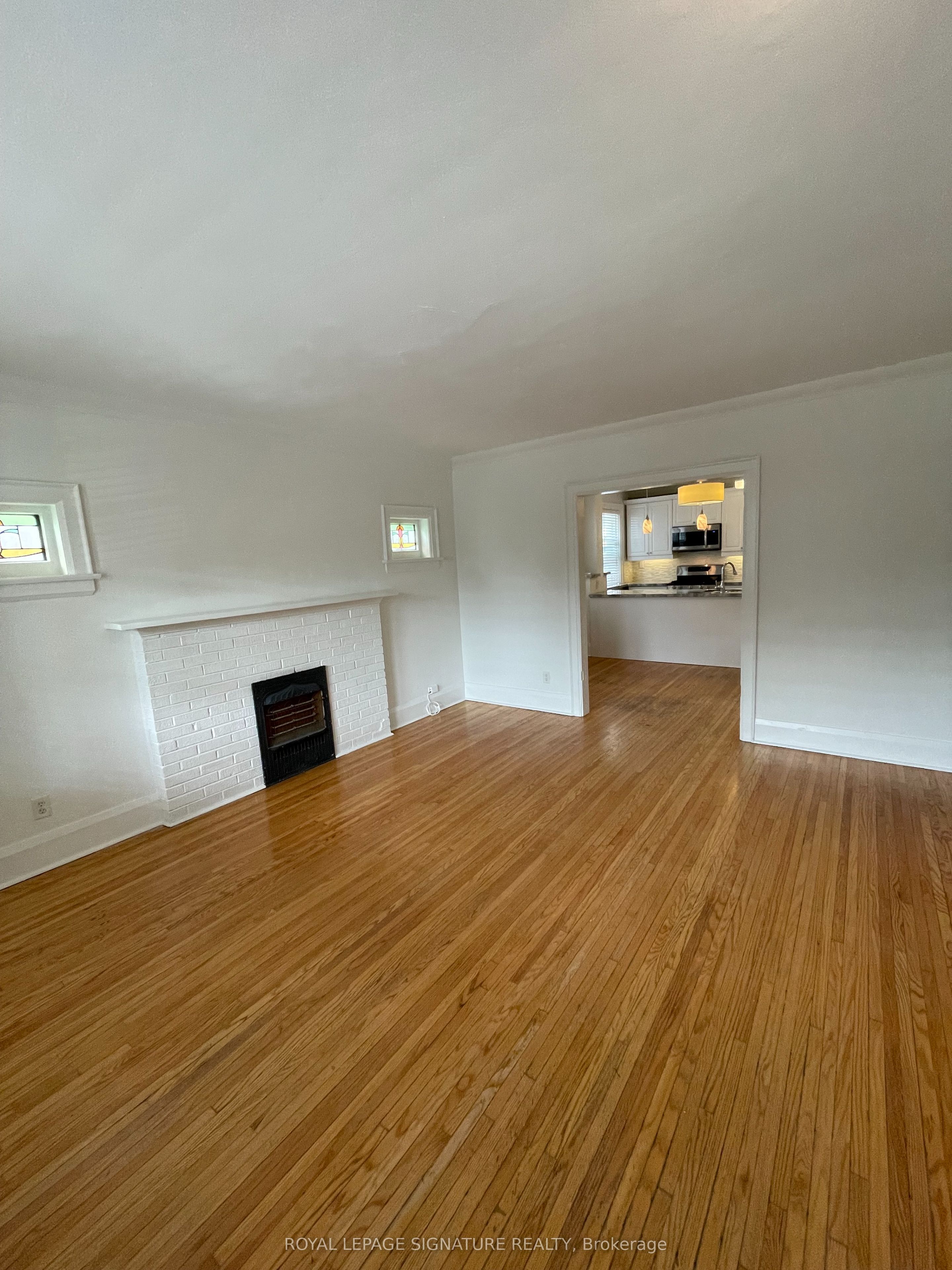 41 Scarboro Beach Boulevard Main Property Photo 7