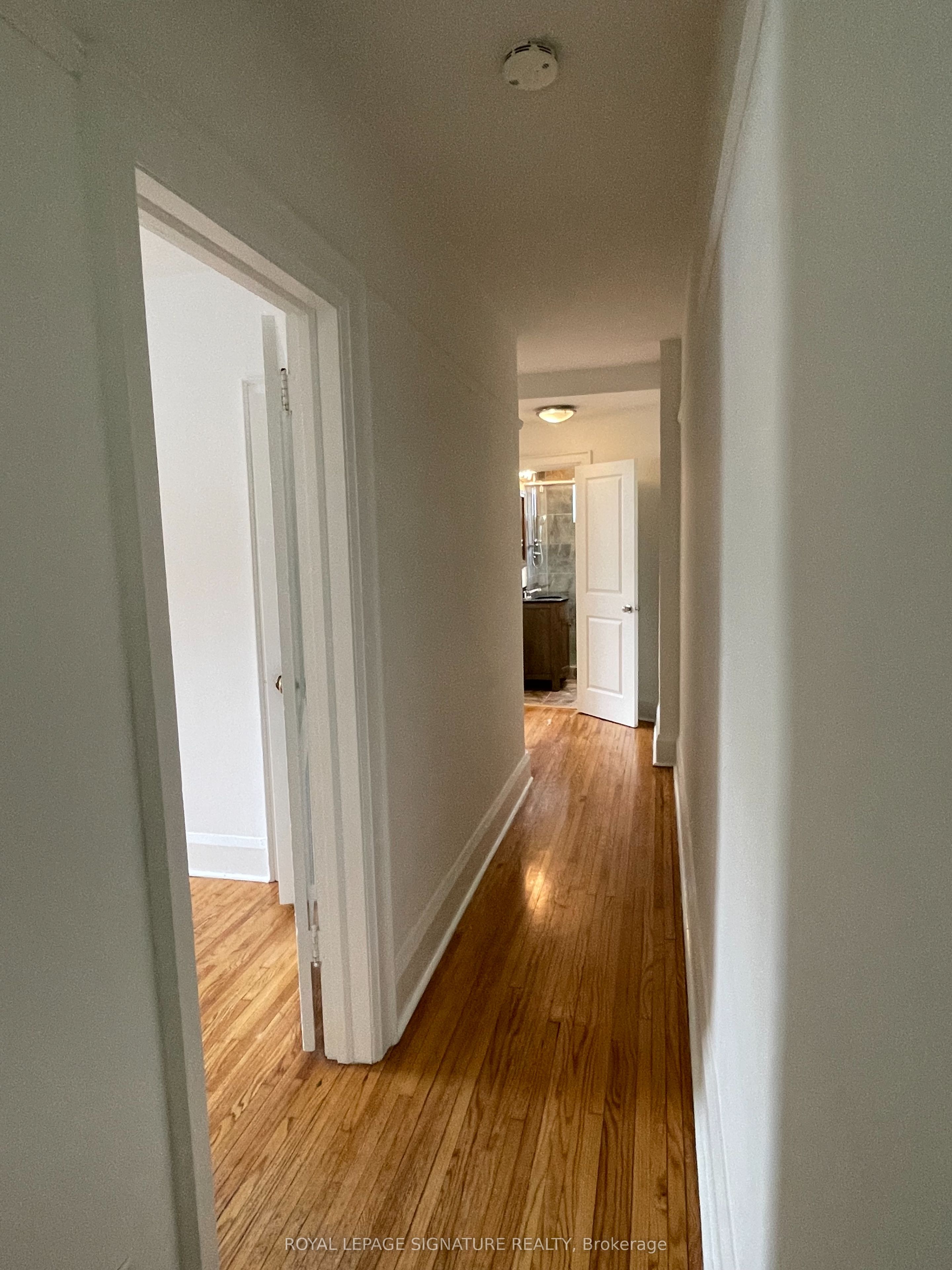 41 Scarboro Beach Boulevard Main Property Photo 17