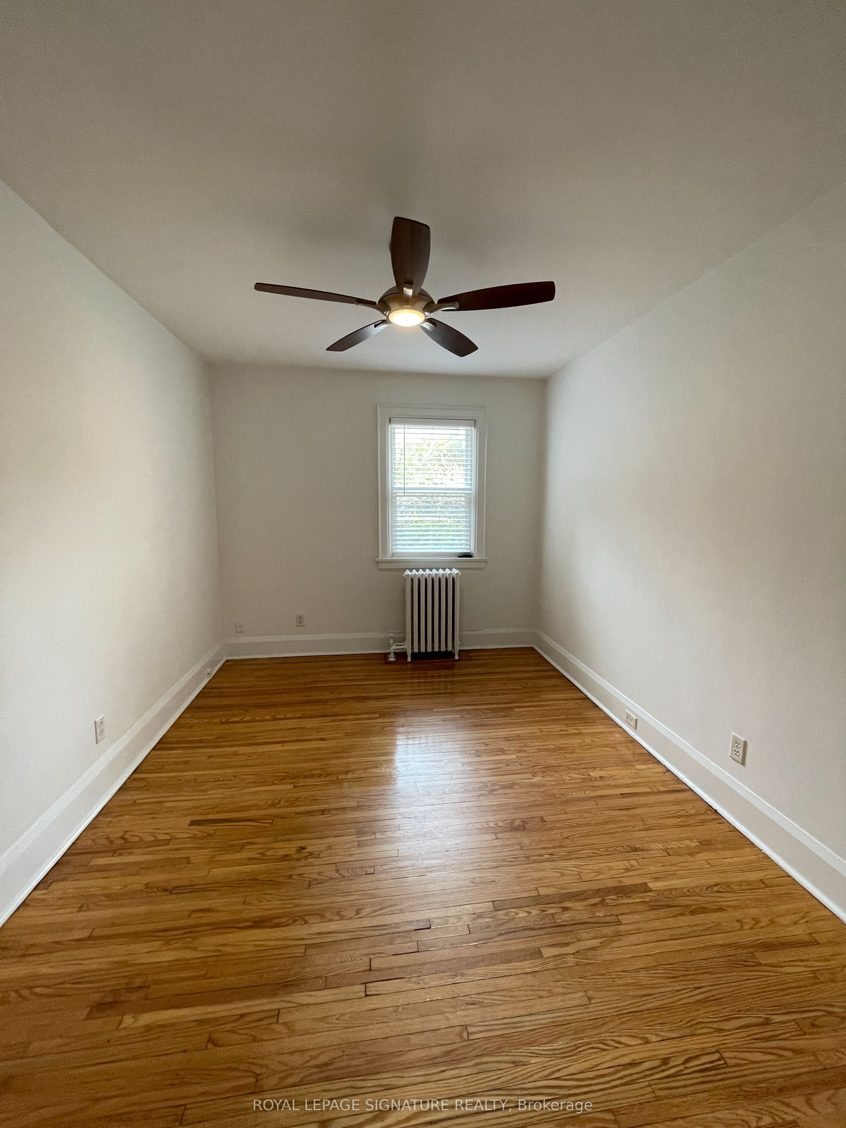41 Scarboro Beach Boulevard Main Property Photo 18