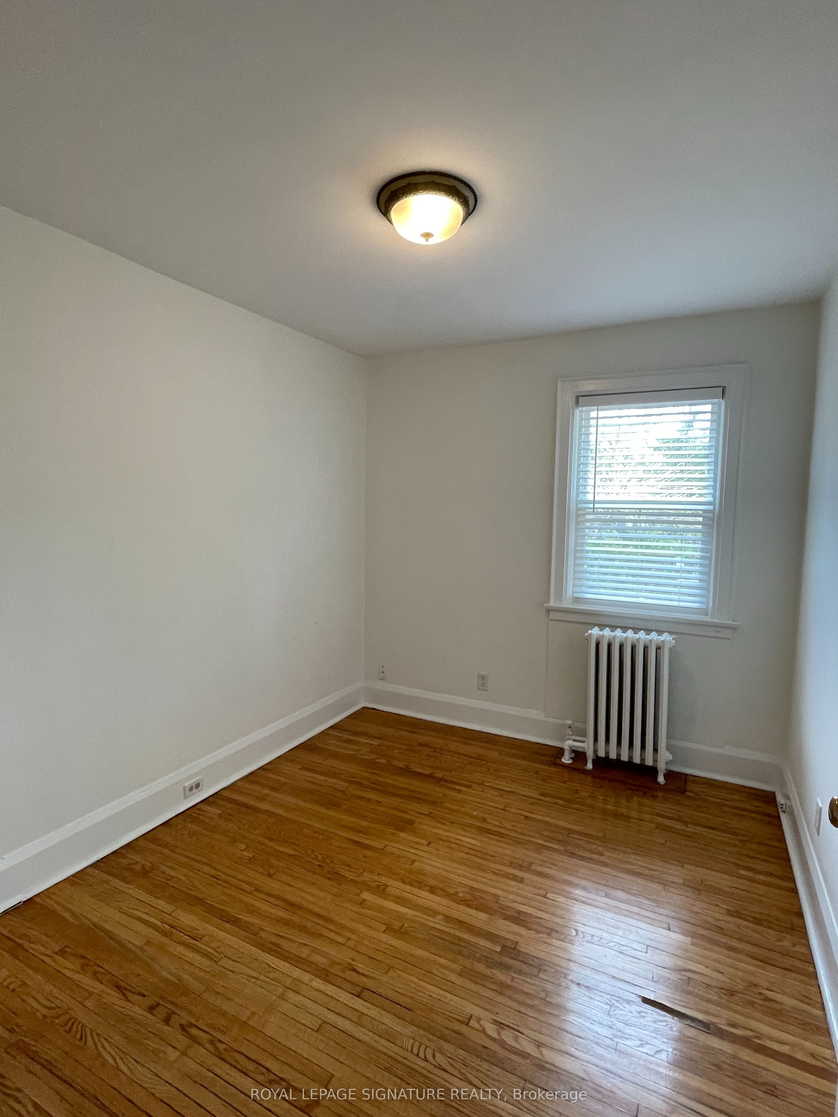 41 Scarboro Beach Boulevard Main Property Photo 21