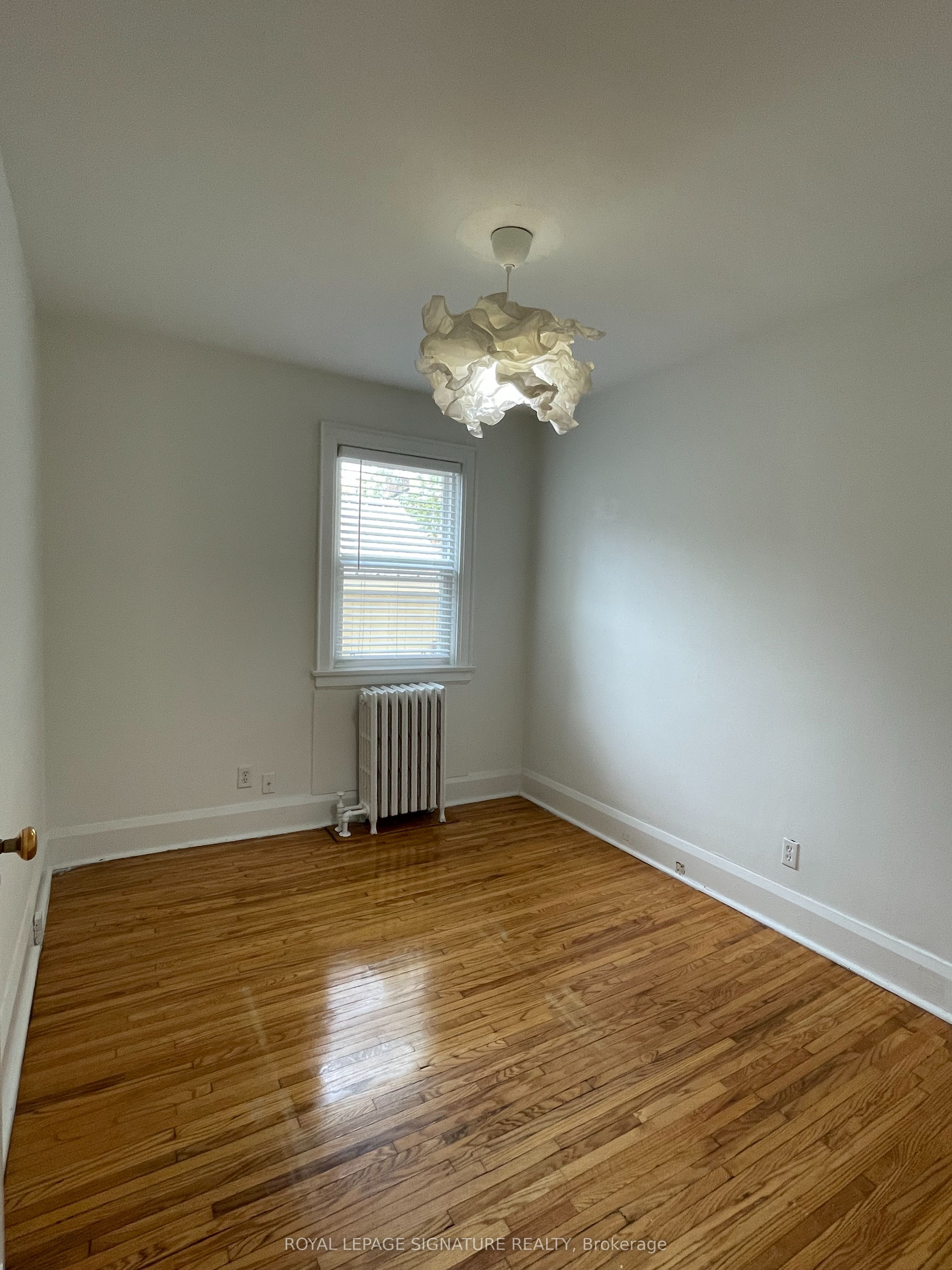 41 Scarboro Beach Boulevard Main Property Photo 23