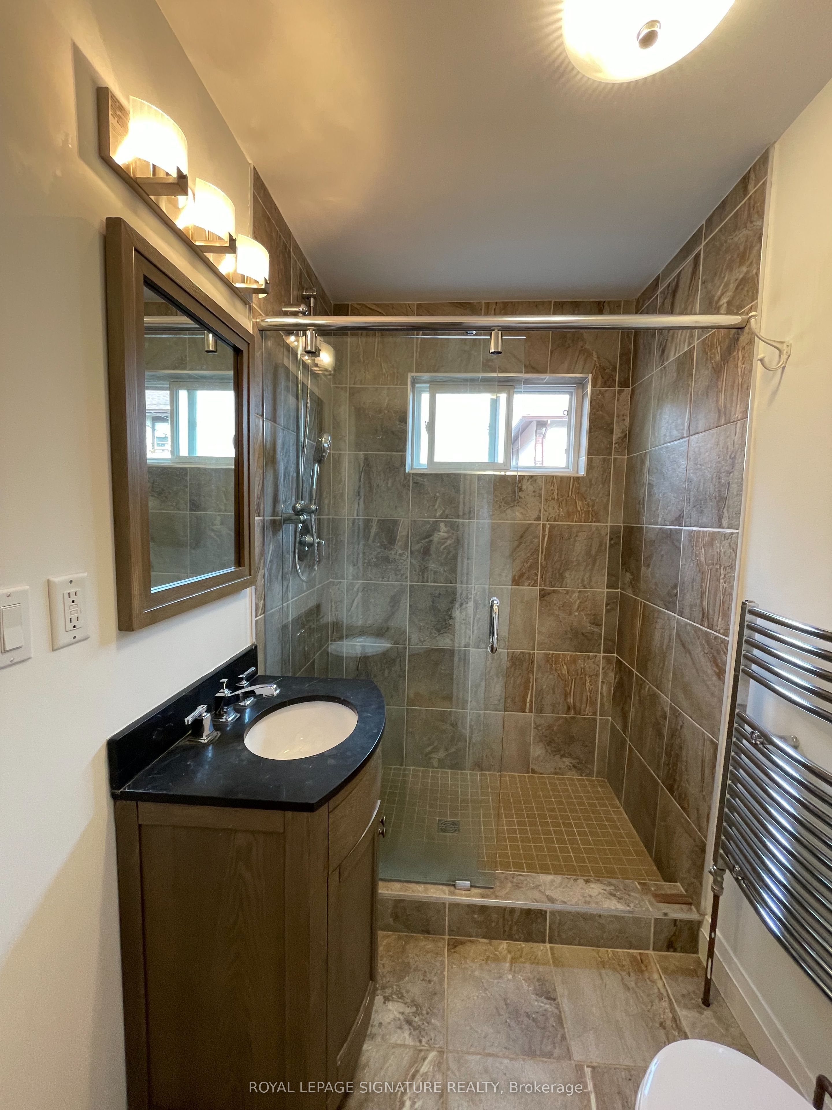 41 Scarboro Beach Boulevard Main Property Photo 27