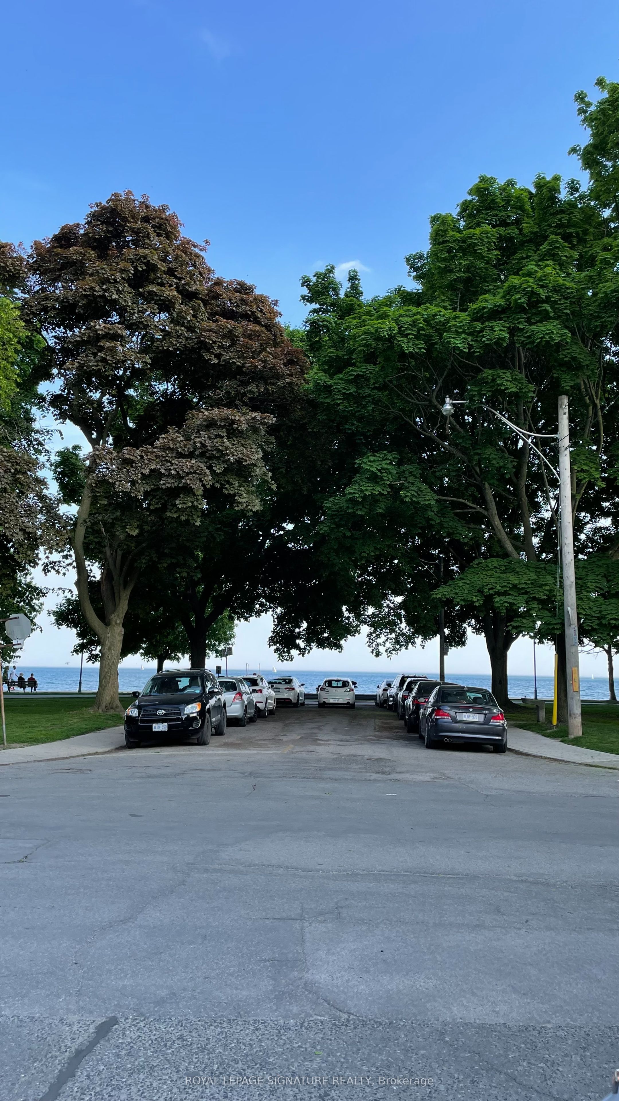 41 Scarboro Beach Boulevard Main Property Photo 32