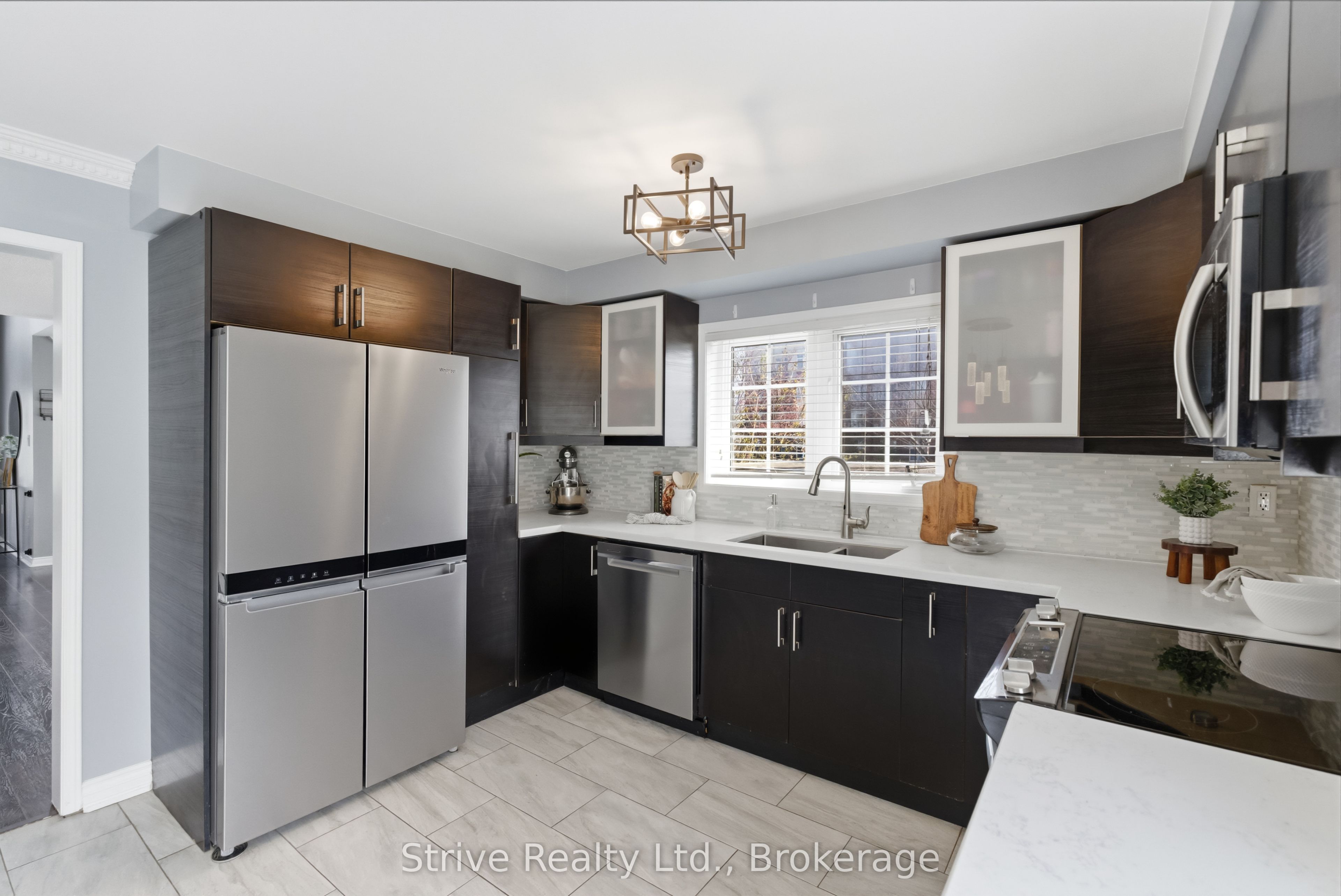 1360 Dumont Street Property Photo 19
