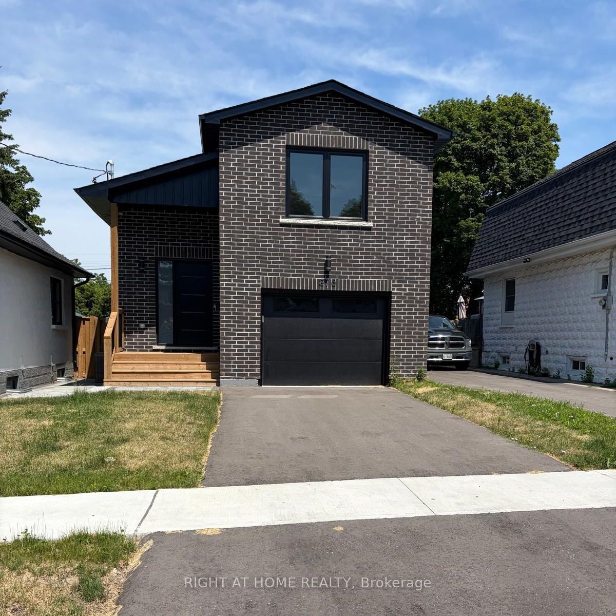 376 Mitchell Avenue Property Photo 1