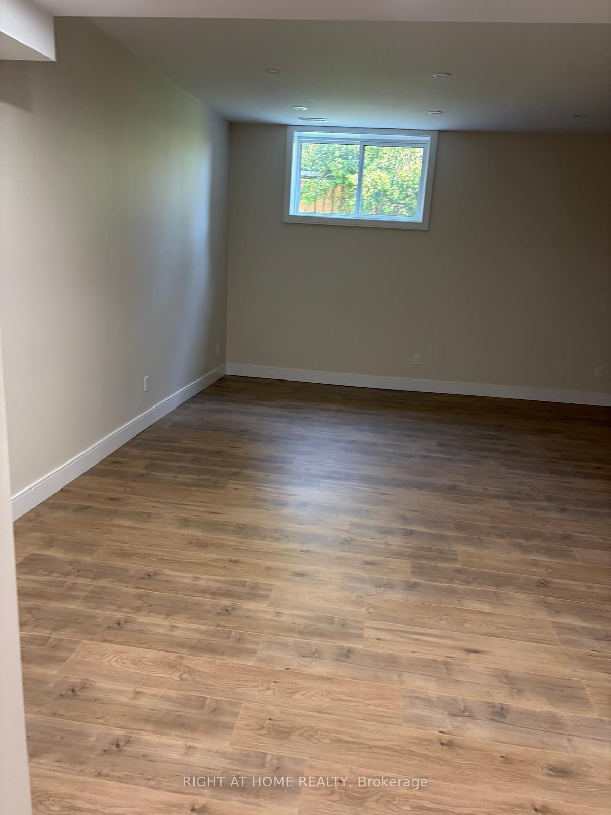376 Mitchell Avenue Property Photo 26