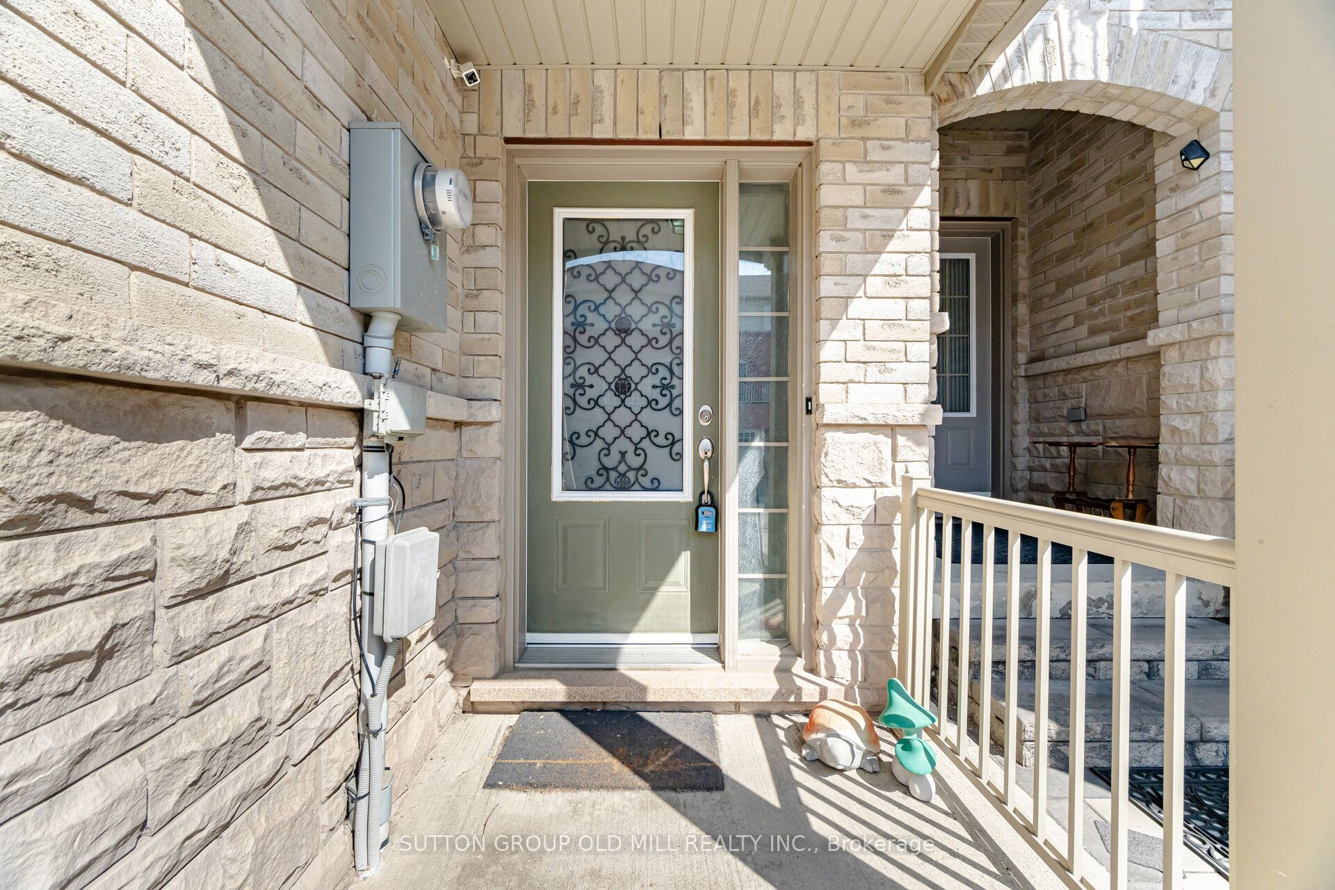 946 Audley Road N Property Photo 3