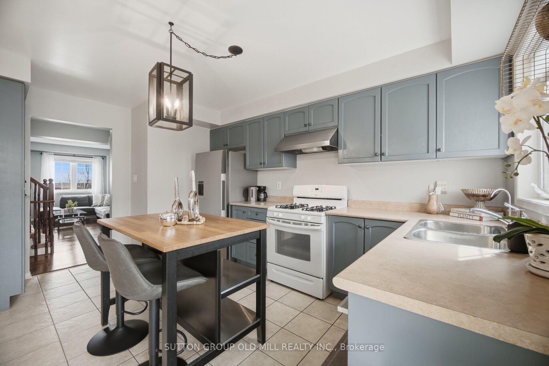 946 Audley Road N Property Photo 14
