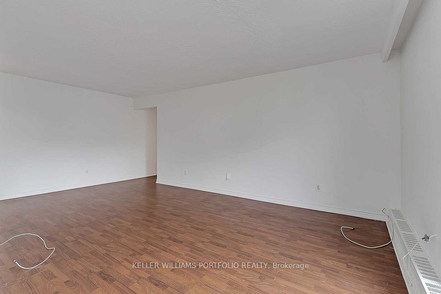 921 Midland Avenue 704 Property Photo 10